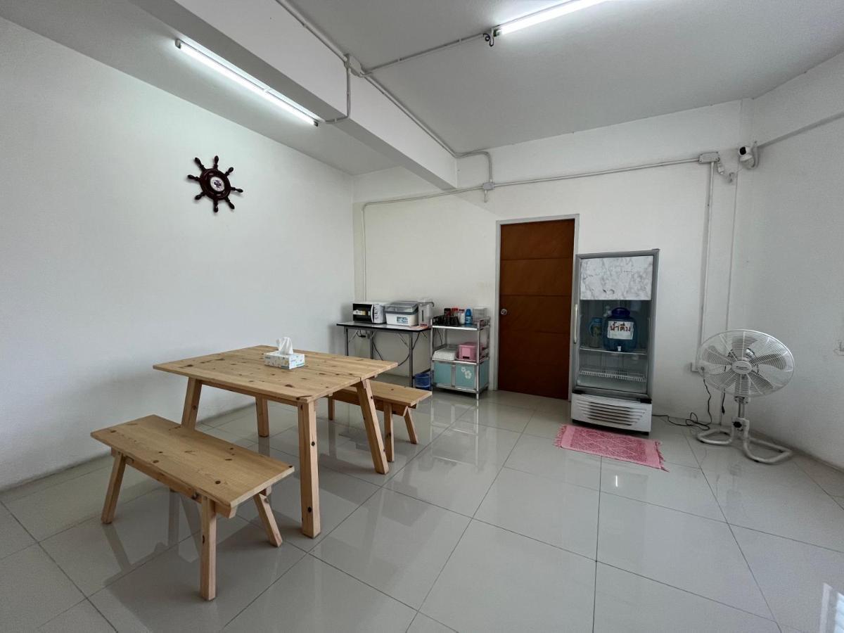 Dao Jaras Fah Hometel ดาวจรัสฟ้าโฮมเทล Μπανγκόκ Εξωτερικό φωτογραφία