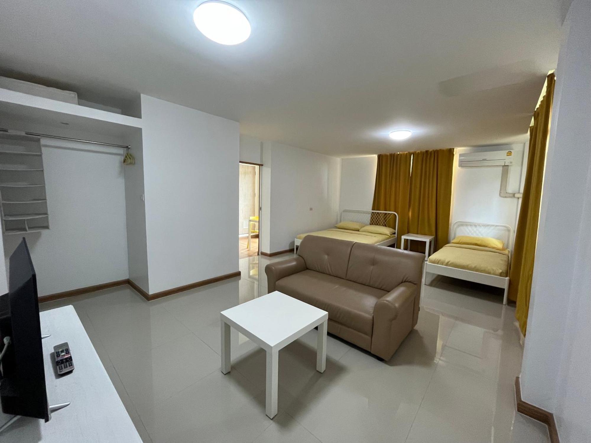 Dao Jaras Fah Hometel ดาวจรัสฟ้าโฮมเทล Μπανγκόκ Εξωτερικό φωτογραφία